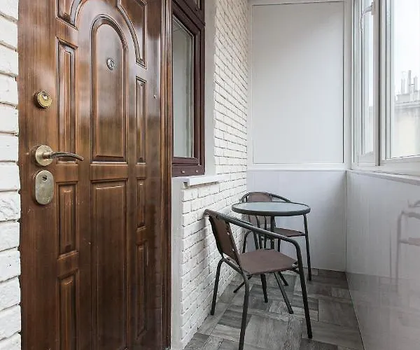 Apartment 1 возле ж/д вокзала, 15 минут от центра Lviv